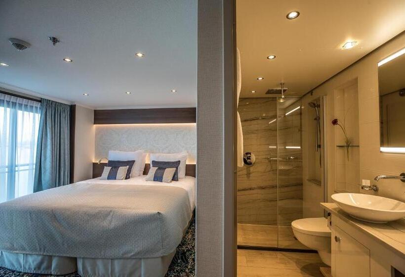 Номер Deluxe Вид на Город, Viva Riverside 4 Köln