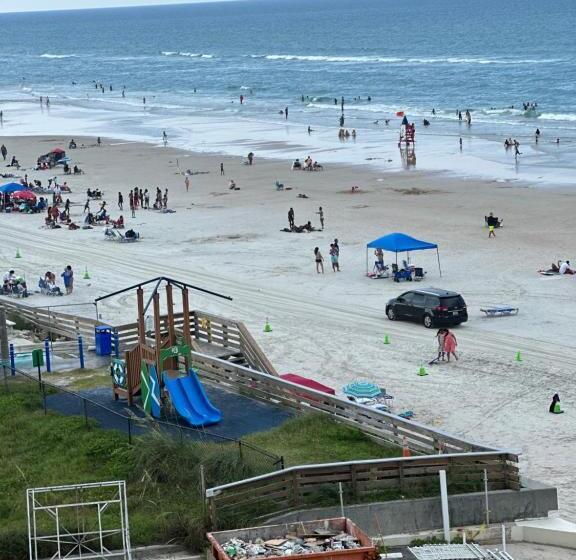 Студио Стандарт с Балконом, Oceanfront Oasis