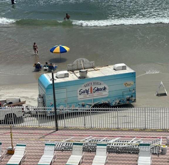 Студио Стандарт с Балконом, Oceanfront Oasis
