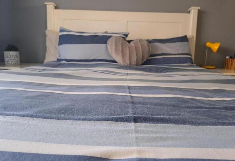 דירת שני חדרים, Stay At 12 Guesthouse And Selfcatering