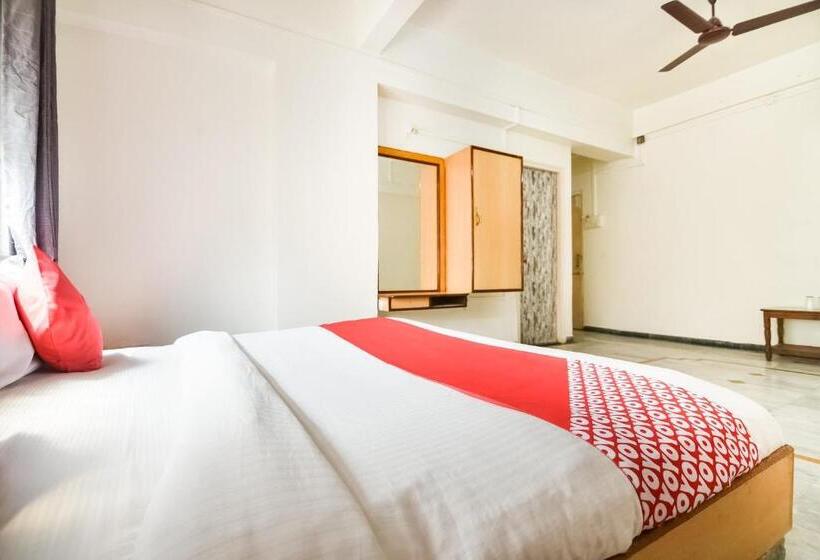 Номер Стандарт, Collection O Hotel Shivganga