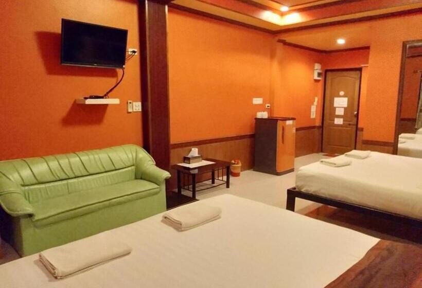 Четырехместный Номер Классик, Kruachokhai Hotel & Resort