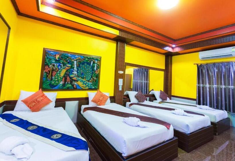 Четырехместный Номер Классик, Kruachokhai Hotel & Resort