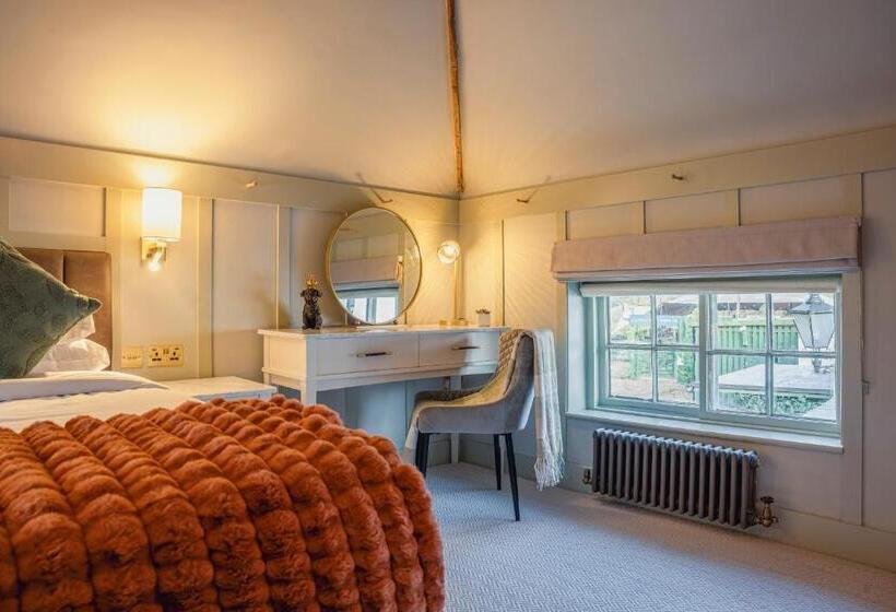 Номер Deluxe, The Crown Inn At Burnham Beeches