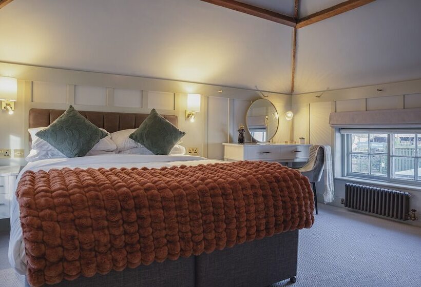 Номер Deluxe, The Crown Inn At Burnham Beeches