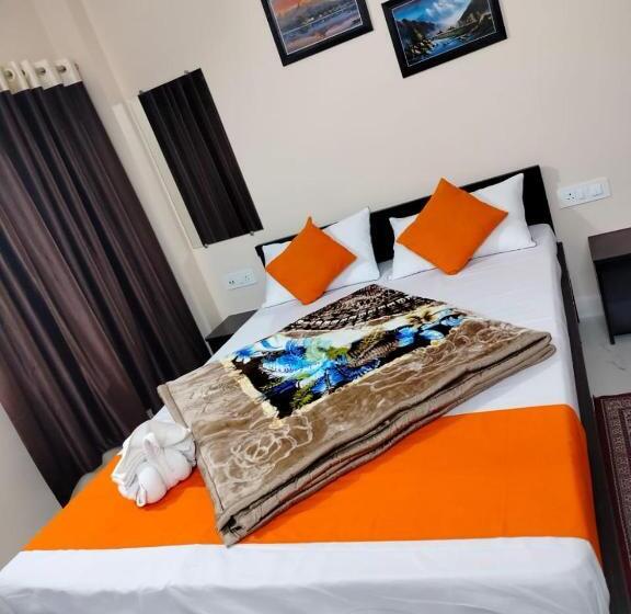 Номер Стандарт с Балконом, Dooars Nature Cent Resort
