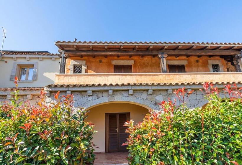 آپارتمان 1 خوابه, Iss Travel Apartaments, Via Del Tirreno 300 M From La Cinta Beach