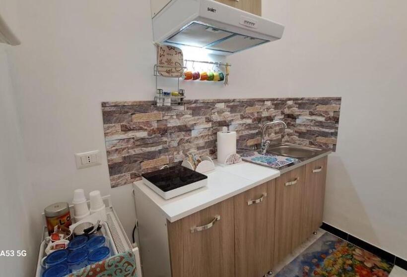 اتاق استاندارد چهار تخته, Aurora E Dad Naples Center B&b
