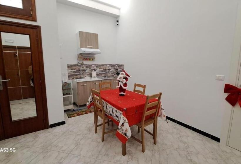 اتاق استاندارد چهار تخته, Aurora E Dad Naples Center B&b