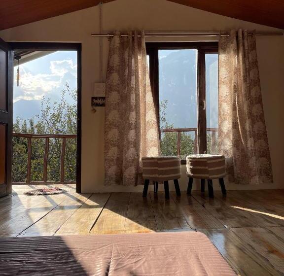 اتاق استاندارد با چشم‌انداز کوهستان, Mandap Cottage & Cafe