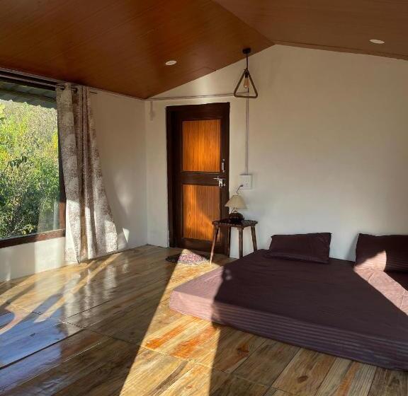 اتاق استاندارد با چشم‌انداز کوهستان, Mandap Cottage & Cafe