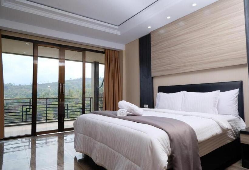 Люкс, Al Hambra Granada Resort Convention Garut