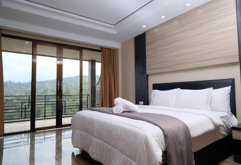 Семейный Номер, Al Hambra Granada Resort Convention Garut