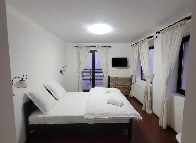 Номер Стандарт, La Rocca