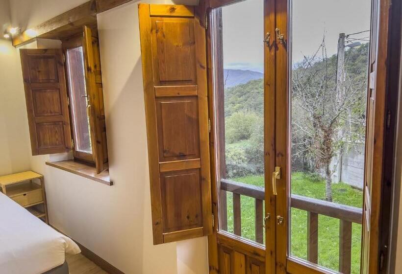 Кровать в Общей Комнате, Posada Cabañes