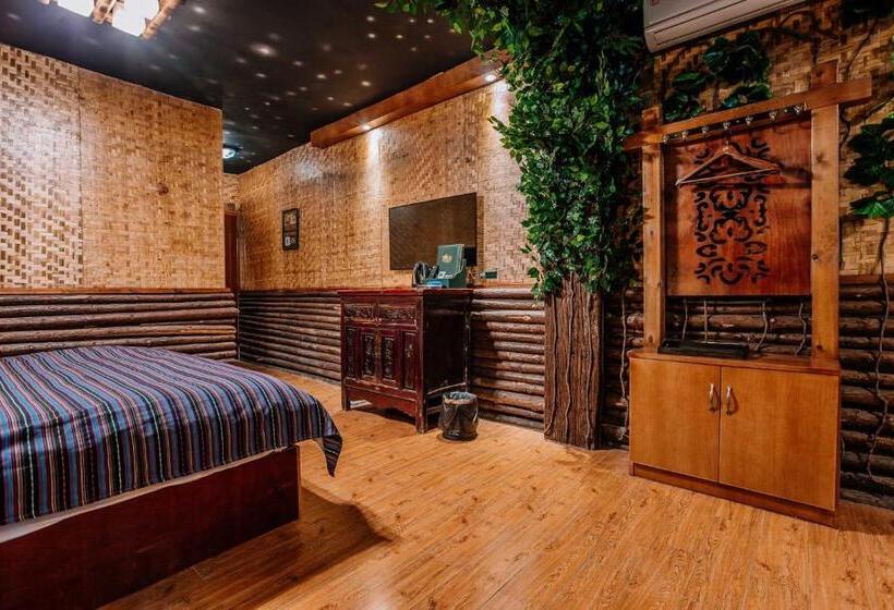 Номер Deluxe, 26life Yunnan Ethnic Creative Inn