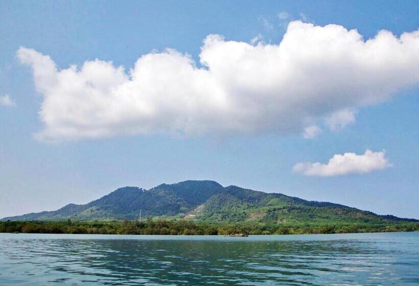 Четырехместный Номер Стандарт, Room In Bungalow   Family Cottage Of Koh Pu