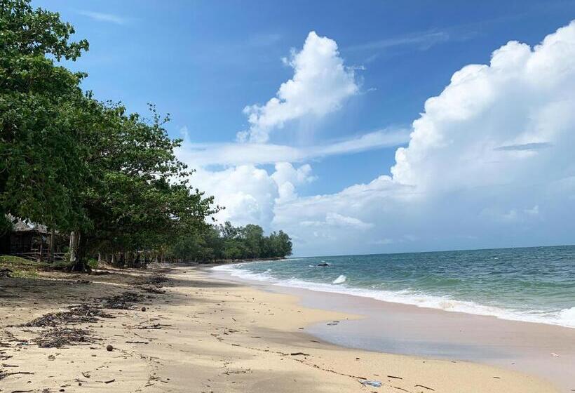 Четырехместный Номер Стандарт, Room In Bungalow   Family Cottage Of Koh Pu