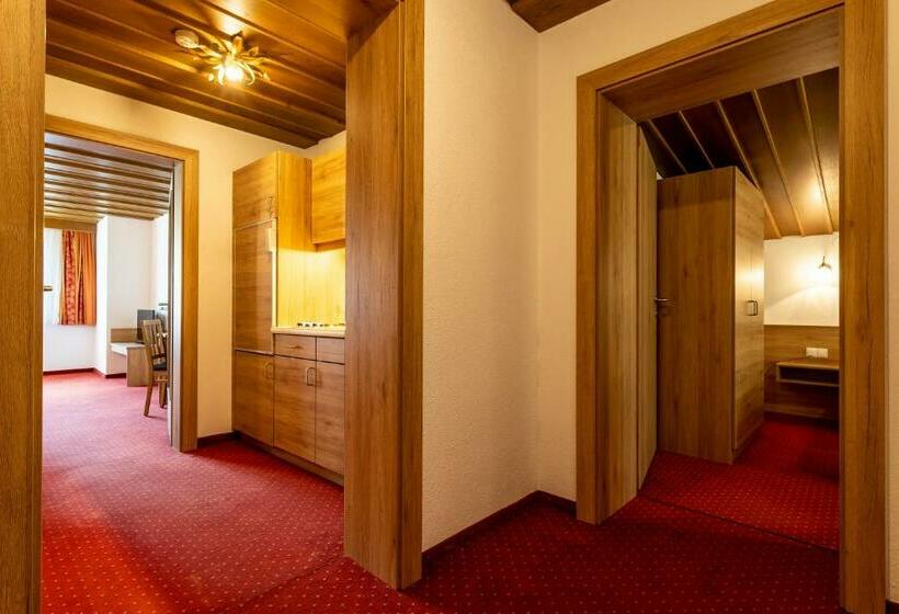 Апартаменты 2 Спальни, Kinderhotel Lärchenhof