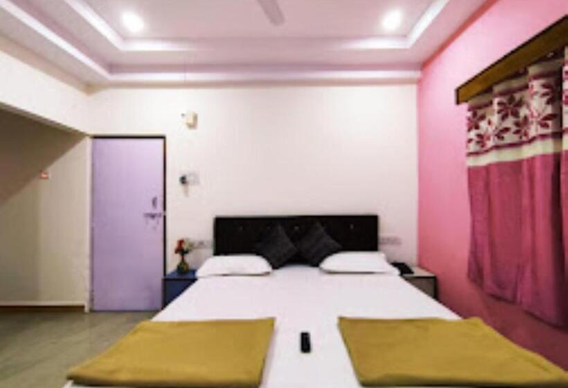 标准间, Mina Palace Wardha