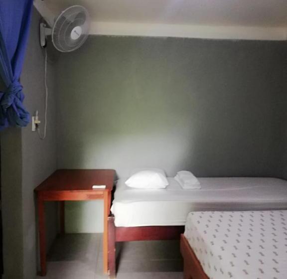 غرفة ديلوكس عائلية, Hostal Xilotl