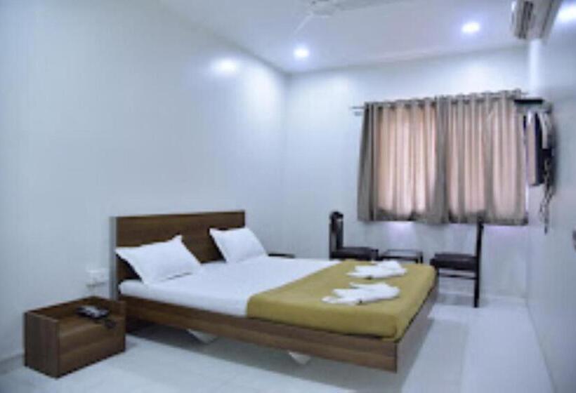 Номер Deluxe, Avanti, Nashik