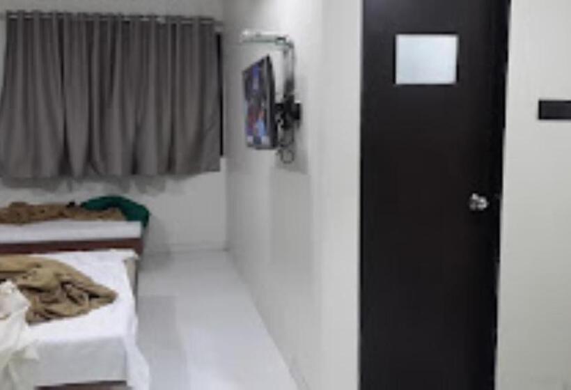 Номер Стандарт Трехместный, Avanti, Nashik