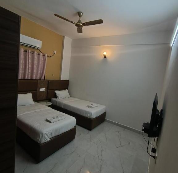 Номер Стандарт, Ippoh Inn Thoraipakkam Omr