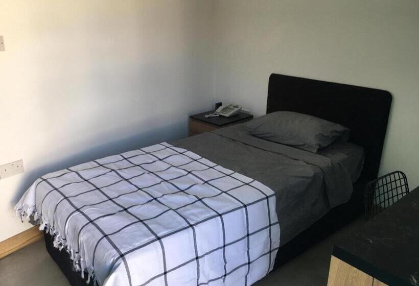 اتاق لوکس یک تخته, Bella Casetta Guest House
