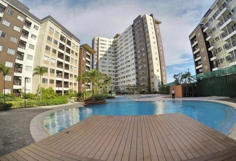 Апартаменты 1 Спальня, Avida Atria T2 H,5mins To Sm City And Plazuela De Iloilo ,2mins To S&r