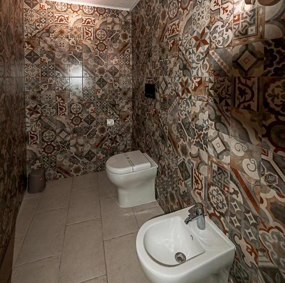Номер Стандарт с Гидромассажем, Victoria Luxury Suite