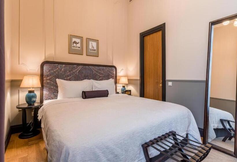 اتاق استاندارد با تخت بزرگ, Communal Hotel Kutaisi