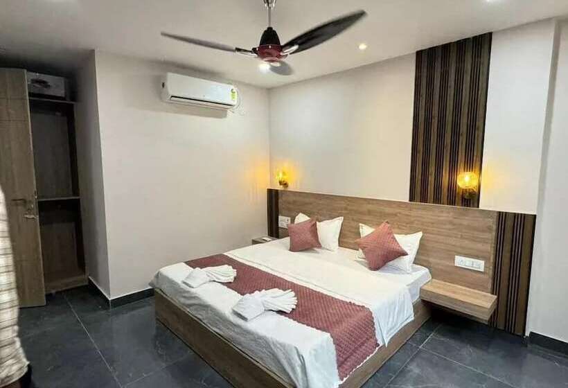 デラックスルーム, Namay Inn By T And M Hotels