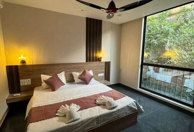 デラックスルーム, Namay Inn By T And M Hotels