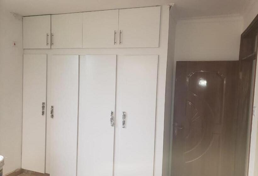 آپارتمان 1 خوابه با چشم‌انداز باغ, Casa Marabella A2