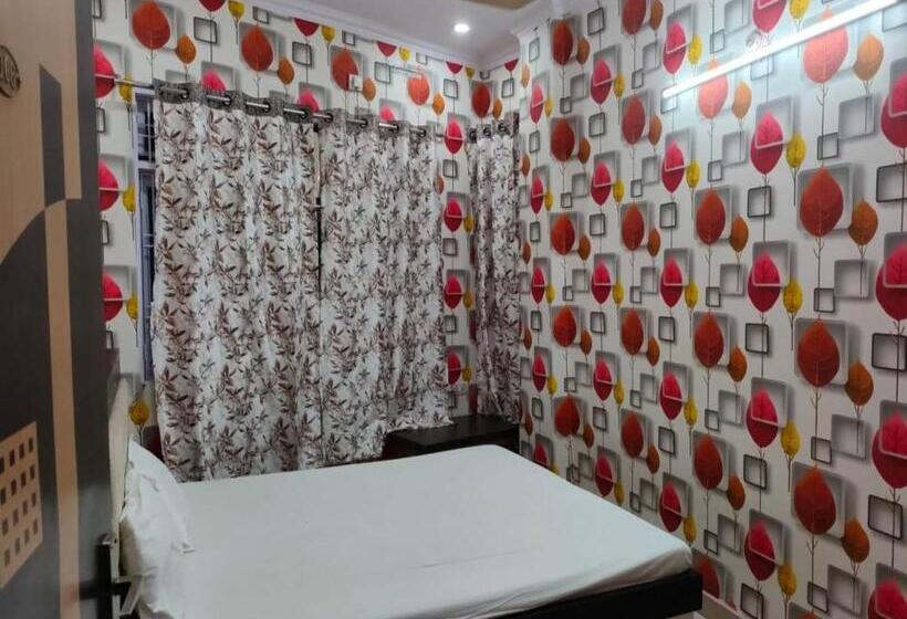 اتاق لوکس, Shree Kashi Guest House, Varanasi Near Temple 200 Meter
