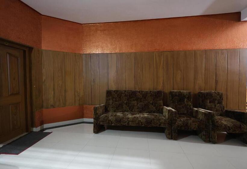 Семейный Номер, Wayanad Regal Residency