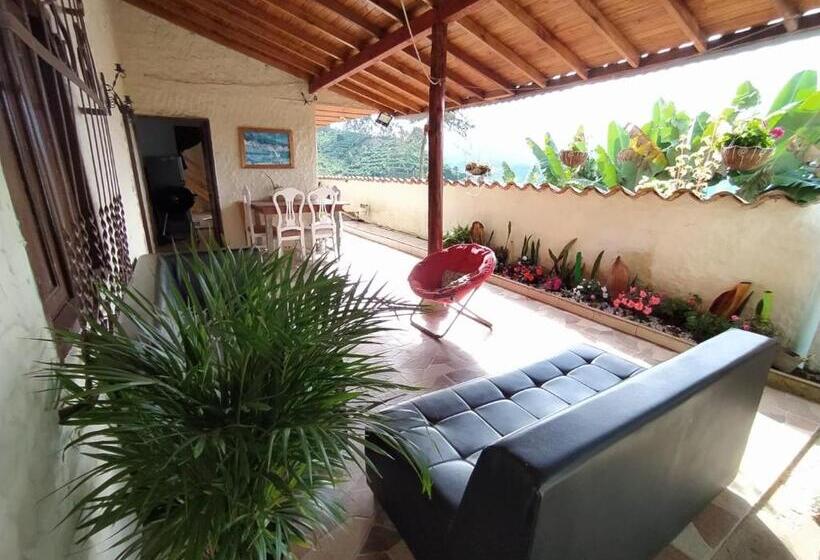 Семейный Номер, Alojamiento En Jardín Cabaña Las águilas
