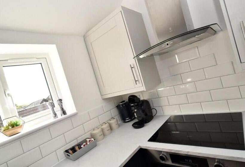 آپارتمان لوکس 1 خوابه, Chester Road Serviced Apartments