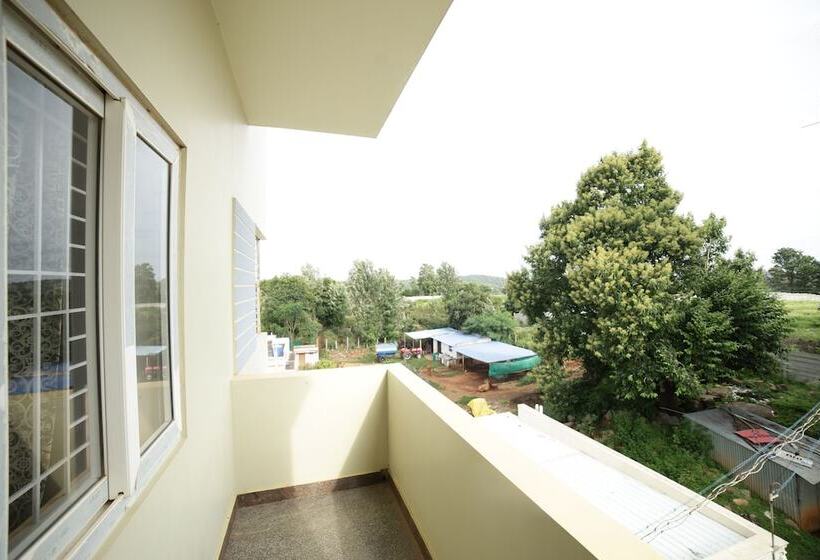 Апартаменты 1 Спальня, Naksha Tree Hotel  Yelagiri Hills