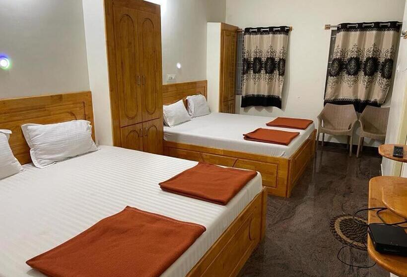 Апартаменты Deluxe 1 Спальня, Naksha Tree Hotel  Yelagiri Hills