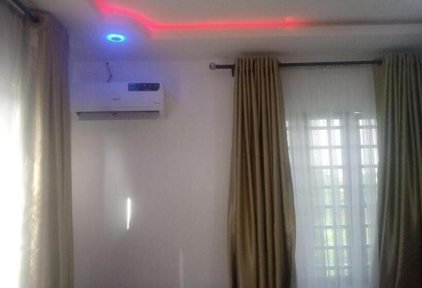 اتاق لوکس, Balsamplace