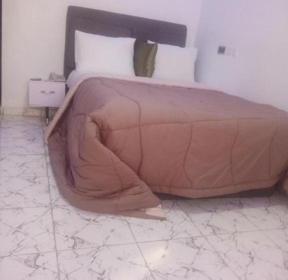 اتاق لوکس, Balsamplace