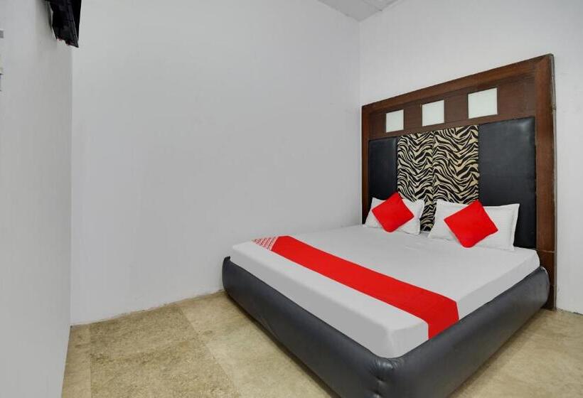 Трехместный Номер Классика, Oyo Dev Guest House