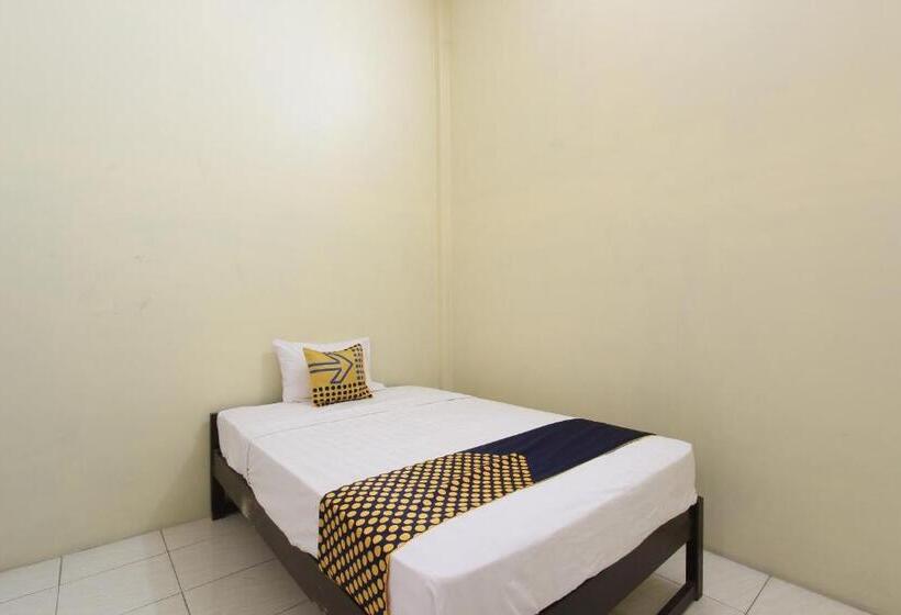 Одноместный Номер Basic, Spot On 93245 Guest House Mulia Dua Syariah