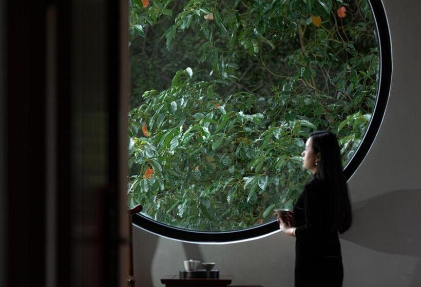Номер Стандарт Внутренний, Lijiang Heting Nakhi Boutique Hotel   Lijiang Ancient Town