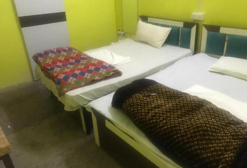 Номер Стандарт, Singh Guest House