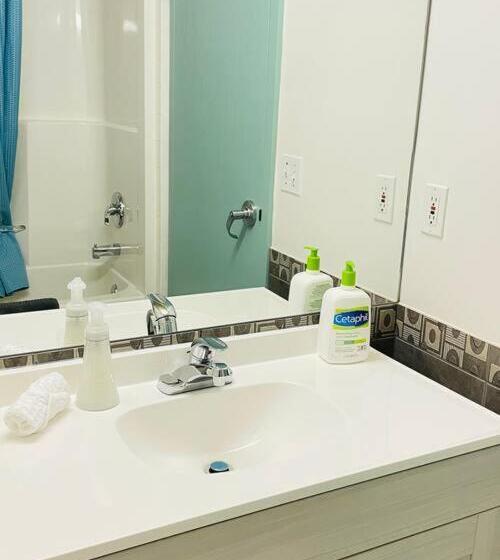 آپارتمان 1 خوابه, 1bedroom With 2 Queen Heated Parking