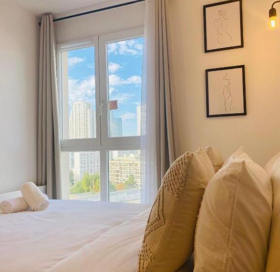 Апартаменты 1 Спальня, Appartement Privé La Défense Paris