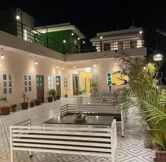 Номер Deluxe, Skyza Rooftop Lodge